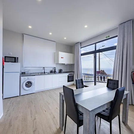 Palm Breeze Loft * Estreito Da Calheta